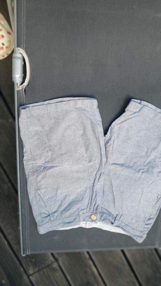 Shorts H&M Gr. 30/170 in Bad Suderode