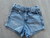 Zara Shorts Jeans Gr 140 Top Zustand Nordrhein-Westfalen - Korschenbroich Vorschau