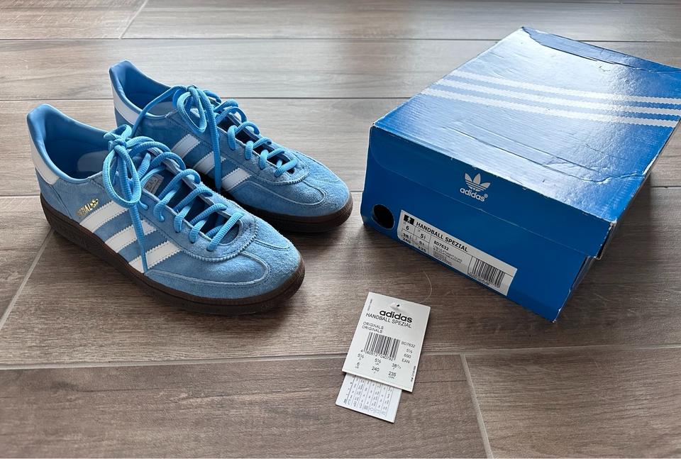 Adidas Original Handball Spezial - UK 5,5 / 38 2/3 - hellblau in Ehrenburg