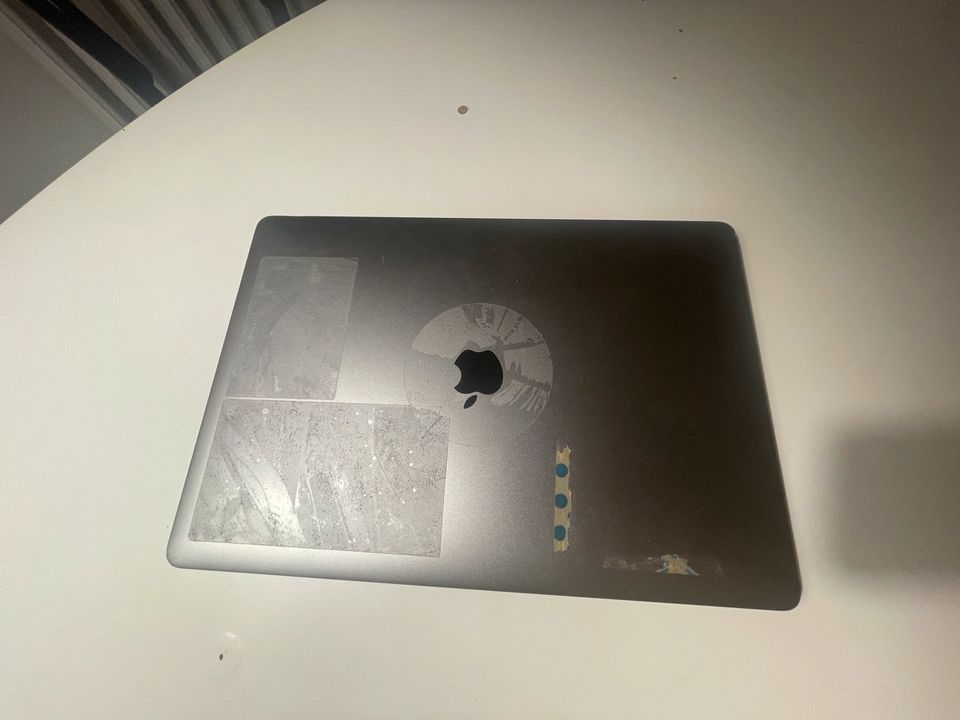 MacBook Pro (defekt) 2017 15 Zoll in Berlin