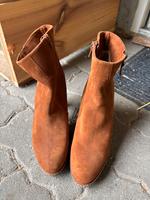 Unisa Stiefelette mit Absatz rostbraun 37 Echtleder Bayern - Möhrendorf Vorschau