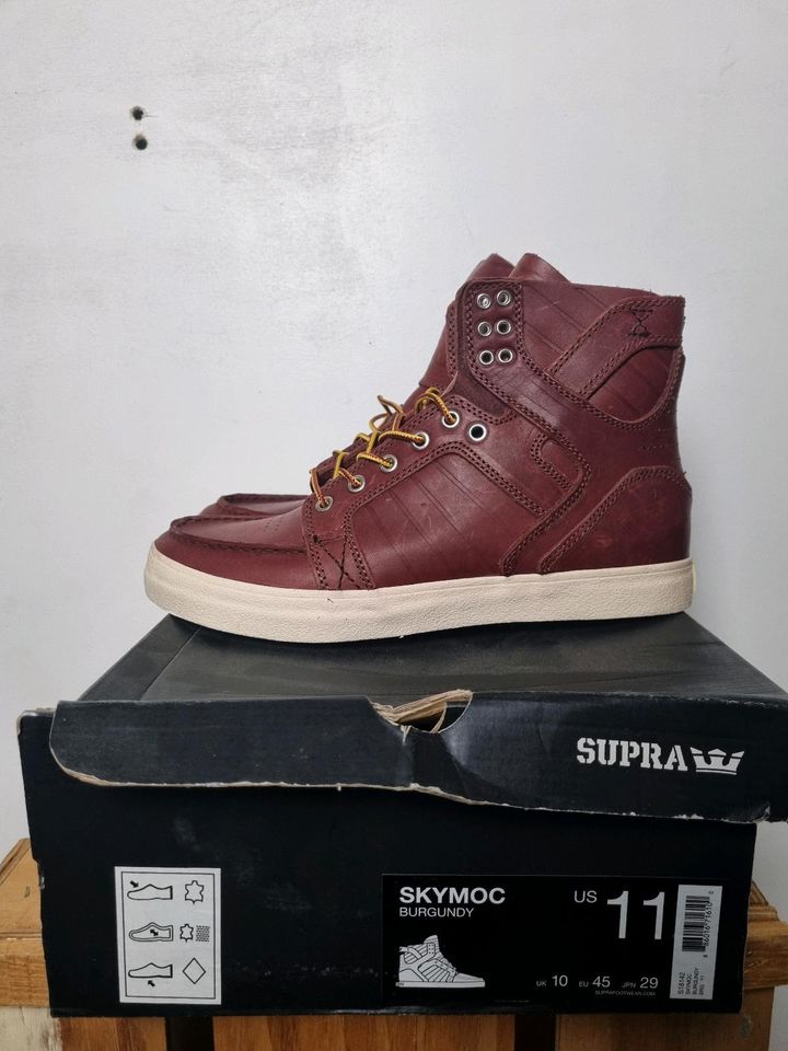 NEU - SIZE 45 - SUPRA SKYMOC BURGUNDY HIGH SNEAKERS in Hanau