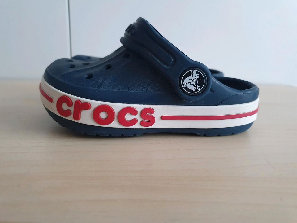 Crocs, Größe 24, marineblau in Berlin