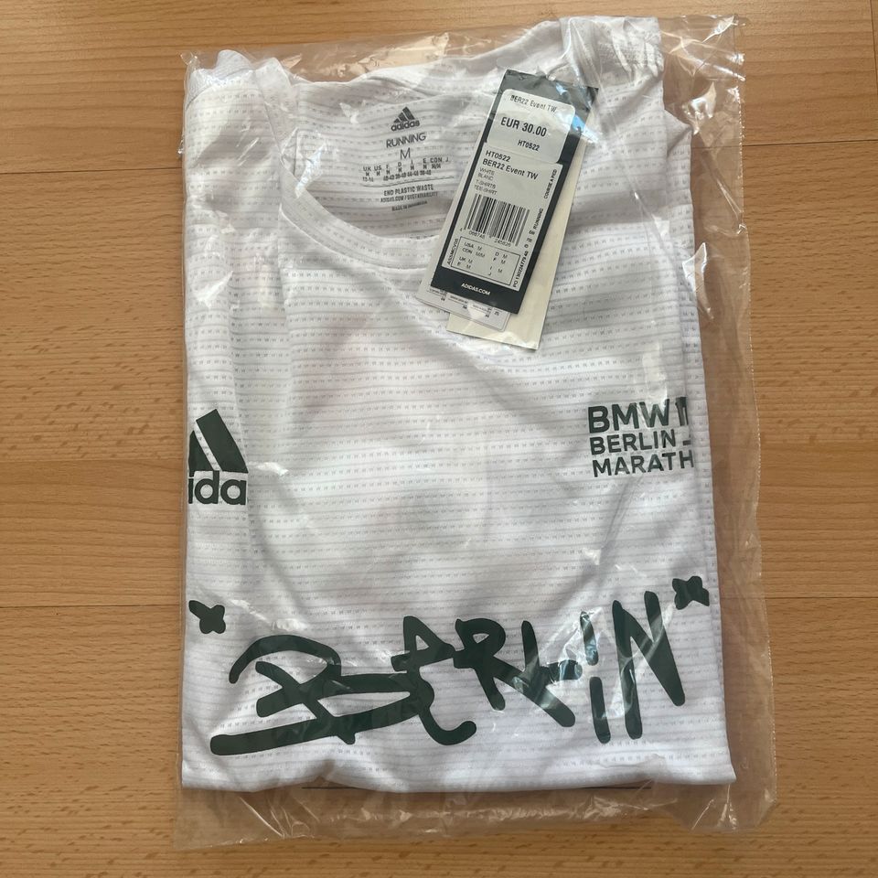 BMW Marathon 2022 T-Shirt Laufshirt Damen in Berlin