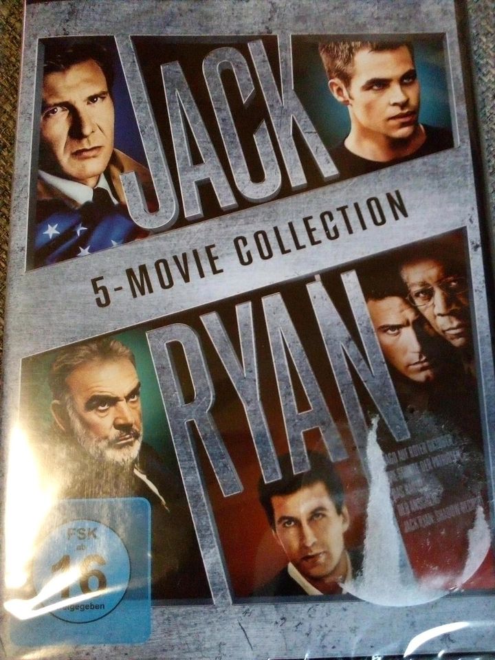 JACK RYAN 5- MOVIE COLLECTION DVD Ovp in Groß Luckow