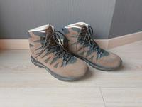Lowa Outdoor Schuhe Jannu Mid Gr. 43 1/2 Sachsen-Anhalt - Halberstadt Vorschau