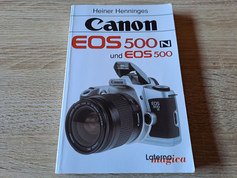 Canon EOS 500N - Spiegelreflexkamera mit Zubehör in Höxter