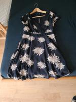 Damen Kleid S. Oliver Black Label Größe 38 Sachsen - Wurzen Vorschau
