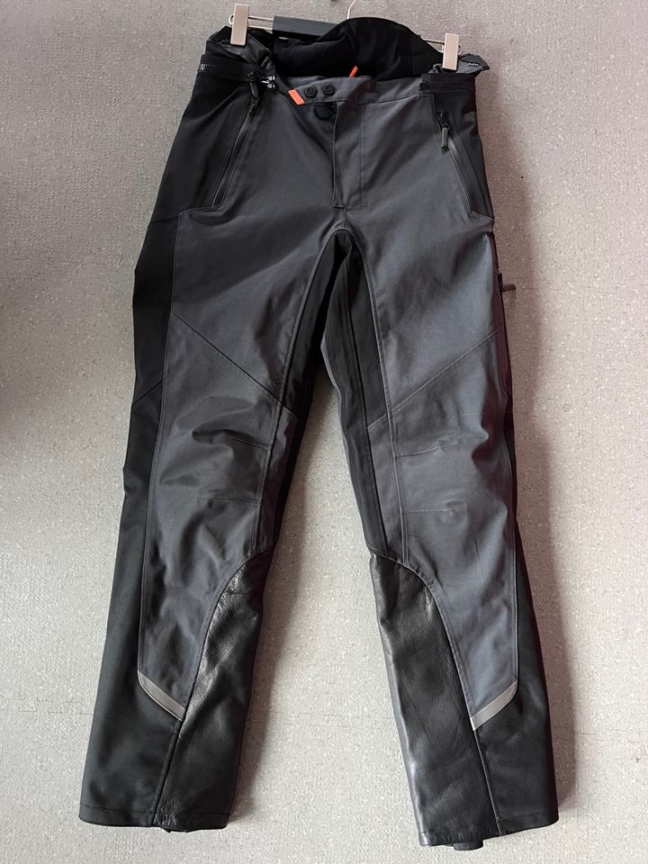 KTM Original Powerwear HQ ADVENTURE PANTS Gr. XL/36 in Winnenden