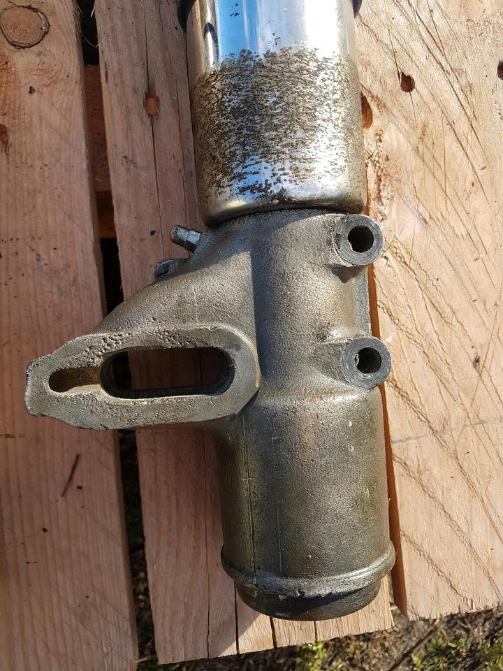 MZ RT 125 Stoßdämpfer Achsfaust Achsaufnahme Federung in Planebruch