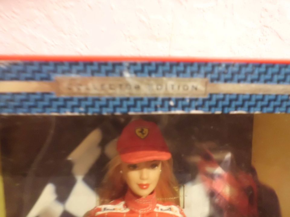 Scuderia Ferrari Barbie`2000/ Vintage /Collector Edition/Rarität in Deggingen