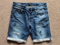 kurze Jack & Jones Hose in Größe S Sachsen - Niesky Vorschau