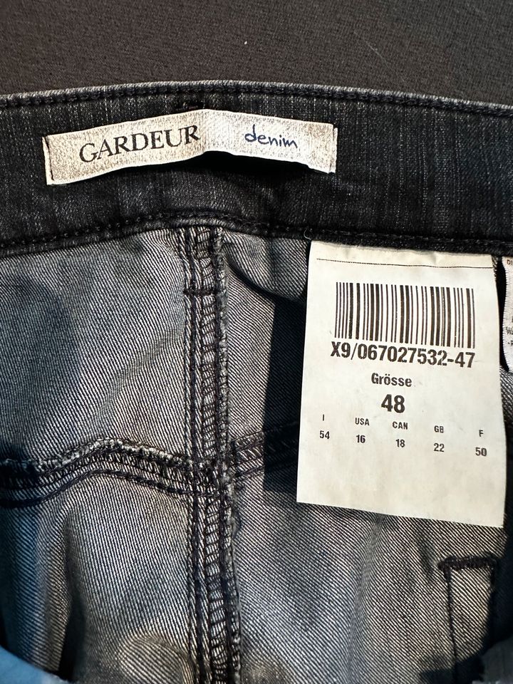 Gardeur Jeans 48 neuwertig schwarzblau blaugrau in Erkelenz