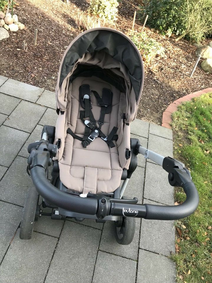 Teutonia BeYou v2 Kinderwagen Komplettset mit Zubehör in Hamburg