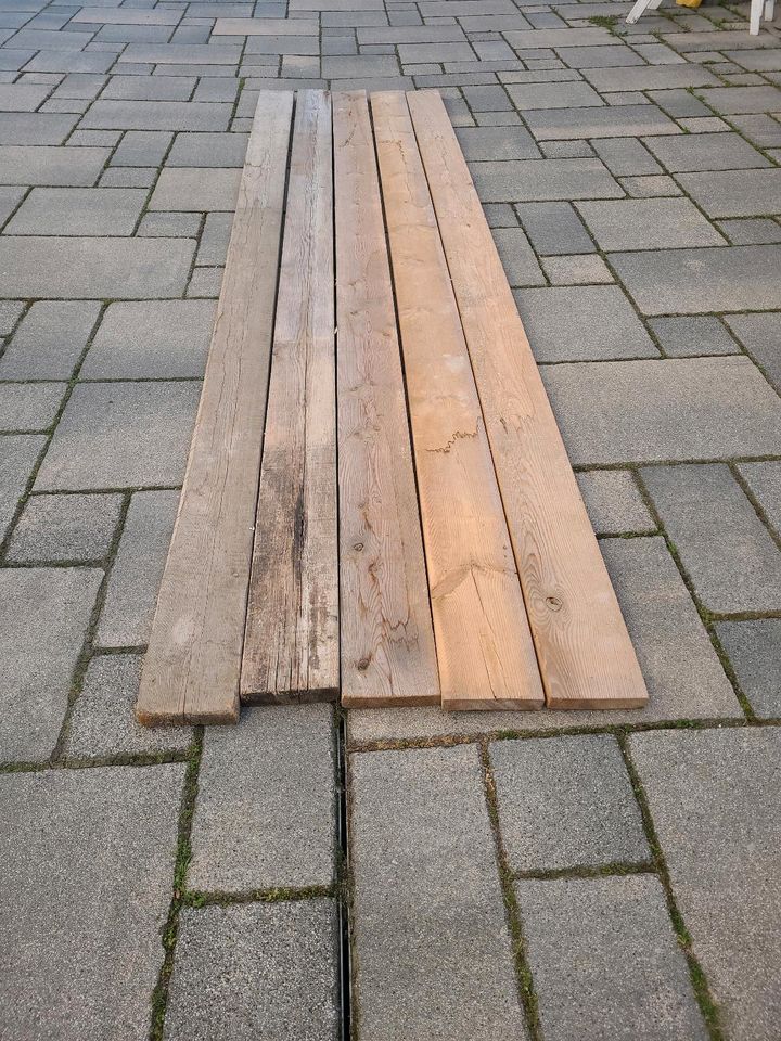 5 Holzbohlen Bretter 4m x 18cm x 3,5 - 4,5cm trocken gelagert Bau in Schloßvippach