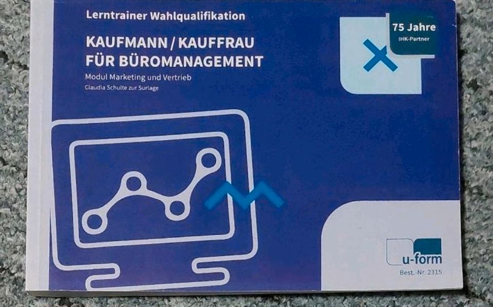 Kauffman/Kauffrau für Büromanagement Lerntrainer Wahlquali. in Hückeswagen