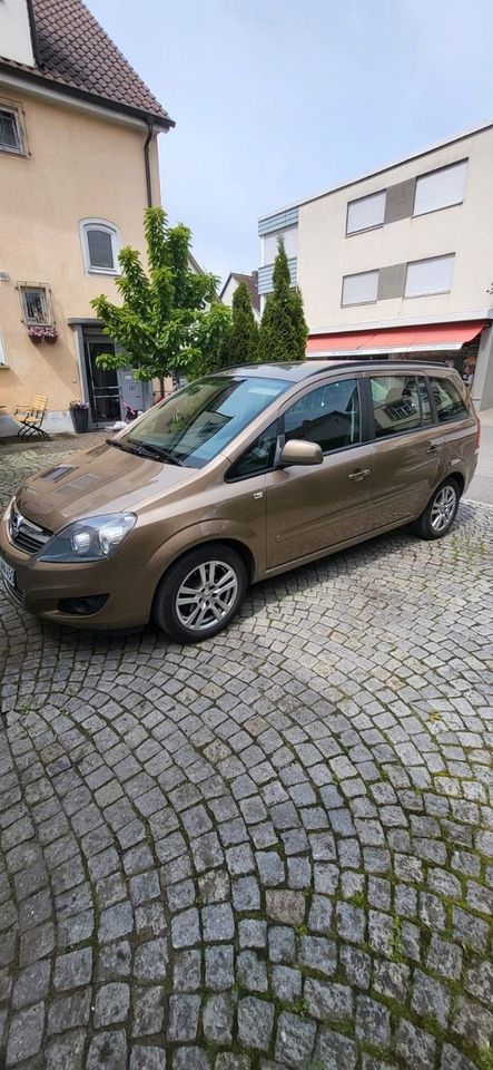 Opel Zafira 1.8 Family Plus Family Plus in Bad Saulgau