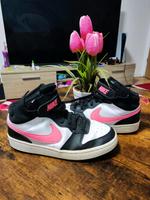 Nike Schuhe Gr 39 Rostock - Evershagen Vorschau