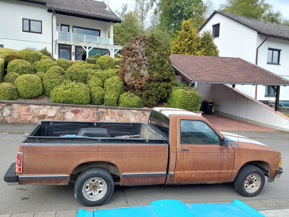 Chevrolet Chevy S10 Pickup 2,8 V6 in Solms