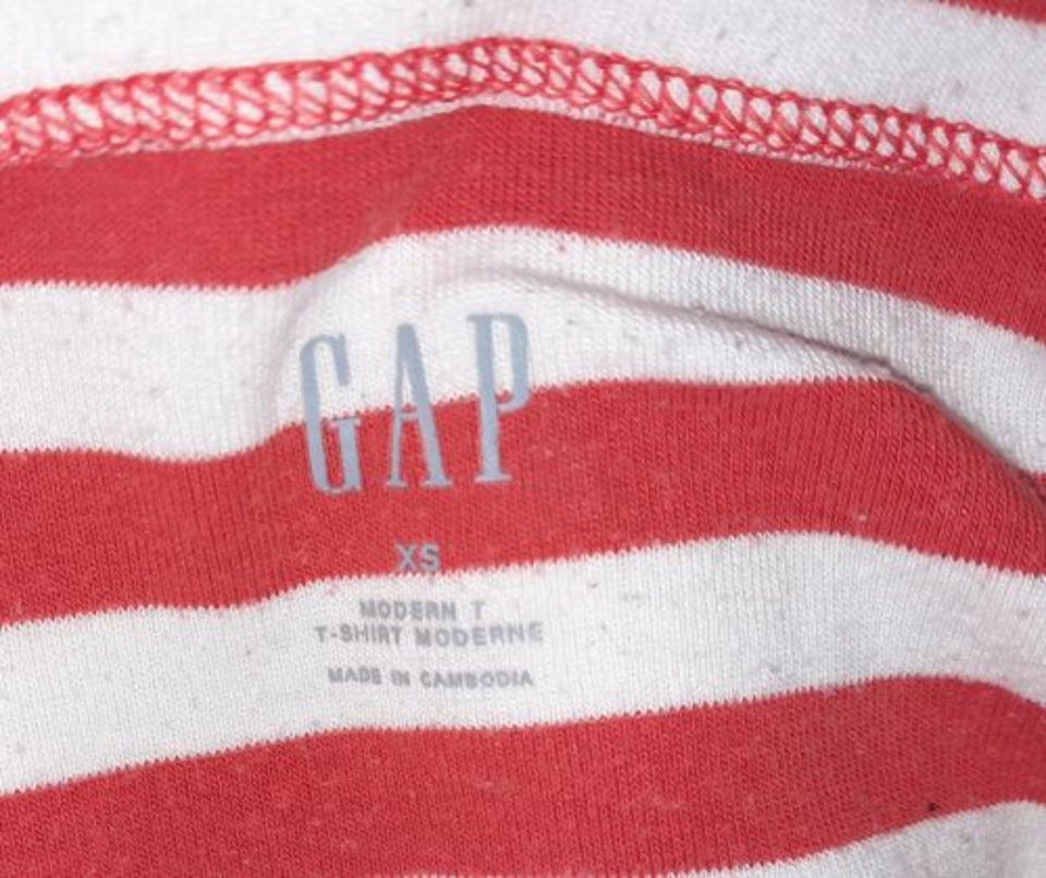 GAP  T-Shirt Oberteil rot - weiß Gr. 34 36 XS S in Bremen