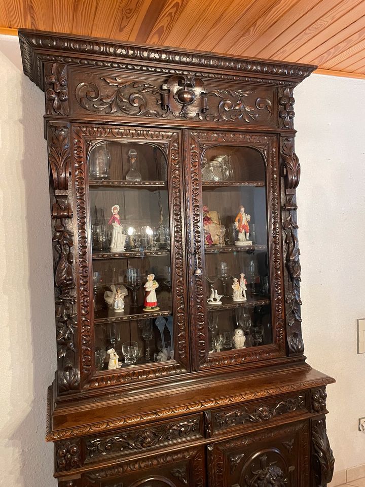 Antikes Jagdzimmer Möbel in Plettenberg