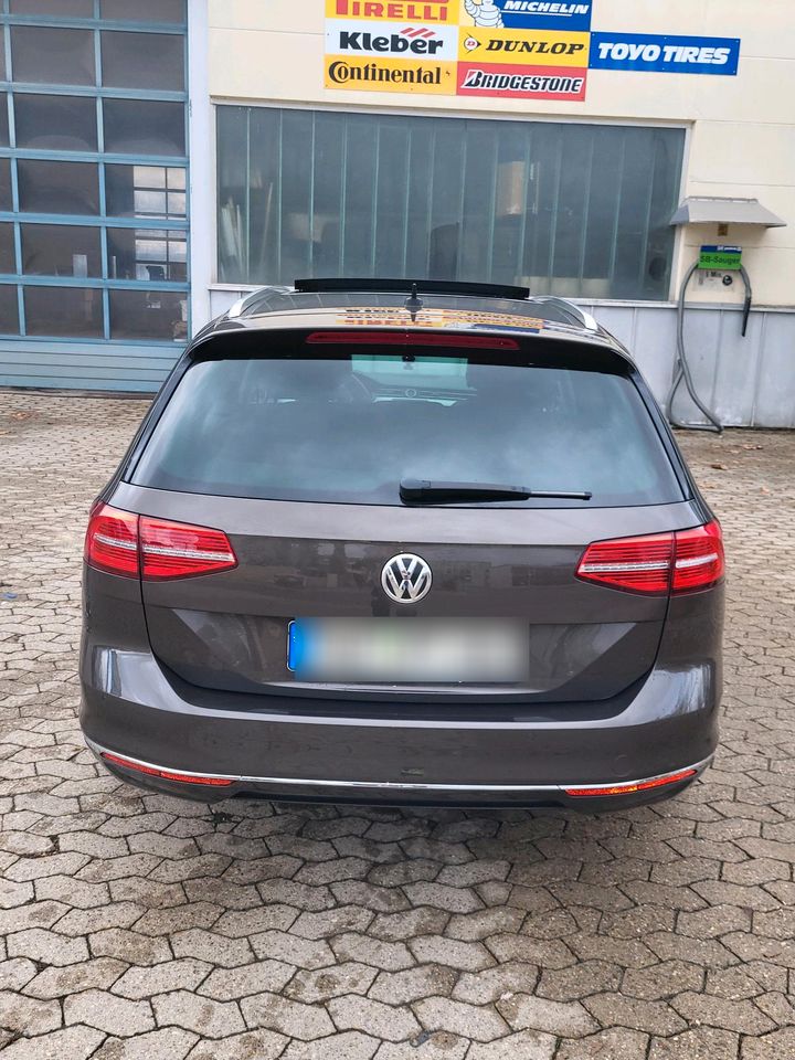 Volkswagen Passat Variant Highline BMT/Start-Stopp,Navi,LED in Tuttlingen