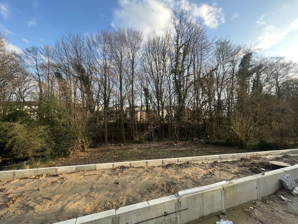 Wunderschöne Penthousewohnung mit großzügiger Dachterrasse und unverbaubarem Ausblick in die Natur in Leverkusen