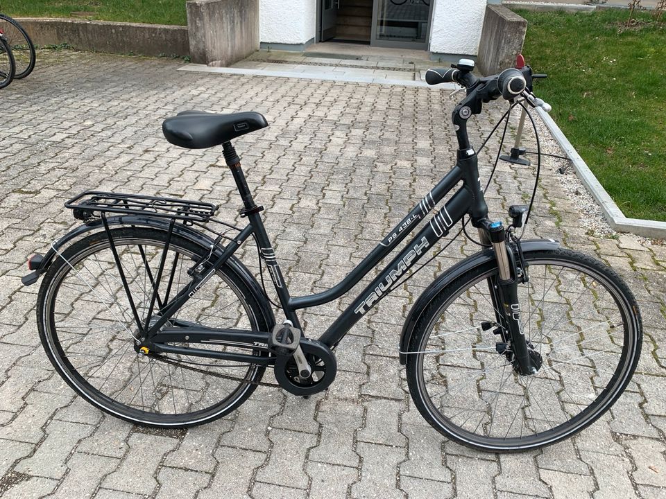 Damenfahrrad  Triumph 28 Zoll in München