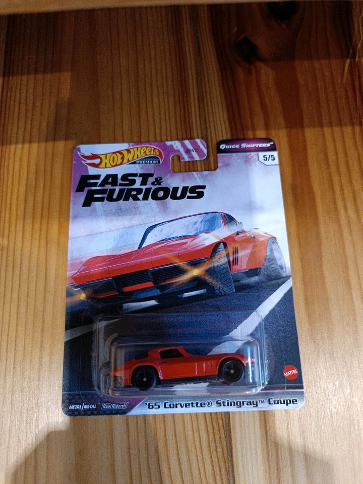 Hot Wheels Fast and Furious 65 er Corvette Stingray Coupe in Elsterwerda