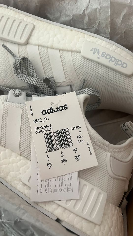 adidas Originals NMD R1 Boost Sneaker Weiss Damem in Hamburg-Mitte -  Hamburg Neustadt | eBay Kleinanzeigen ist jetzt Kleinanzeigen