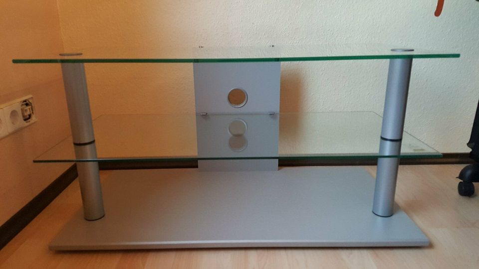 TV Rack aus Glas und Metall (TV Lowboard, Konsole, Fernsehtisch) in Olsbrücken