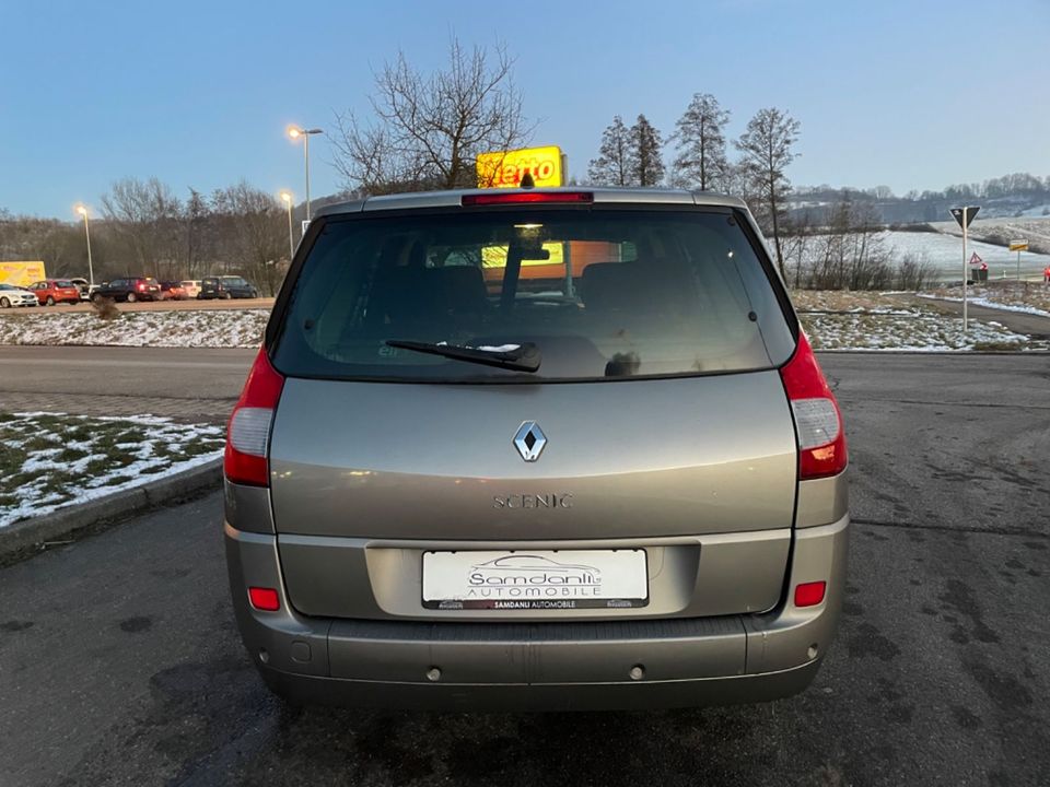 Renault Grand Scenic Privilege 1,6 16V/PANORAMA/XENON in Oberrot