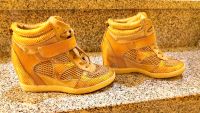 Plateau Schuhe. Sportlook. Gold. Versandkostenfrei Hessen - Schlangenbad Vorschau