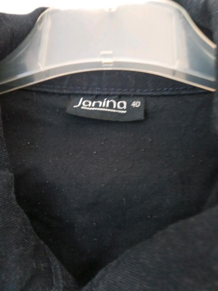 Jeansjacke Marke Janina blau, Größe 40 in Teunz