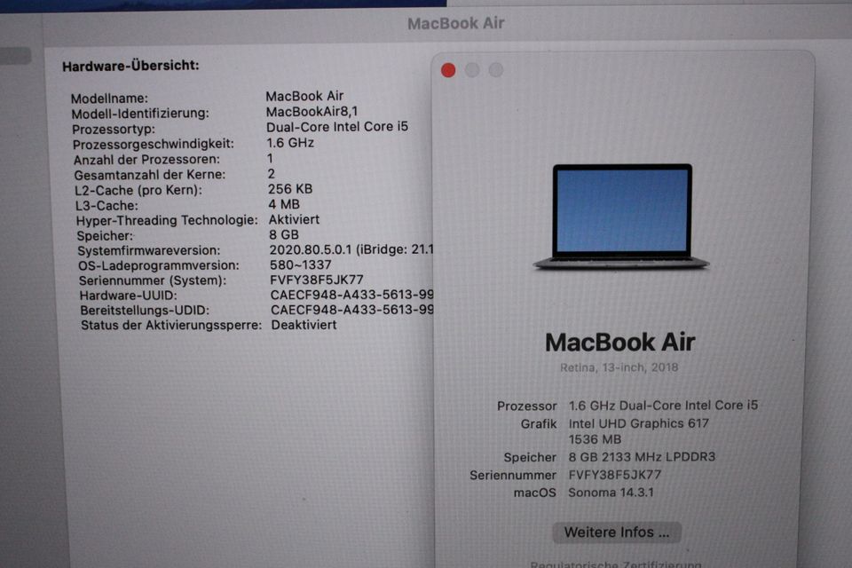 Apple Macbook Air Retina von 2018 in Lörrach