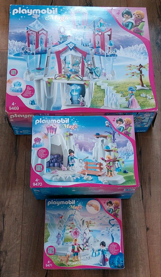 Playmobil Magic Schloß plus 2 Sets. in Irsch