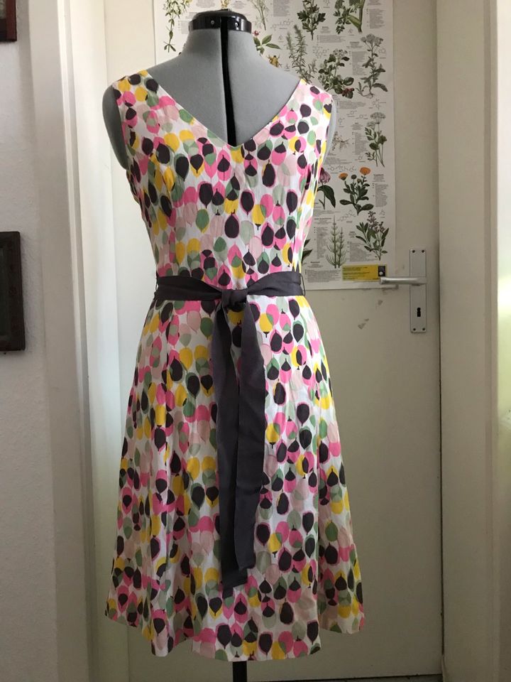 Sommer Kleid Sommerkleid S Boden Luftballon Print 50er Jahre Stil in Köln
