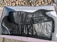Lederstiefel by 5th Avenue schwarz Größe 37 neuwertig Mecklenburg-Vorpommern - Neubrandenburg Vorschau