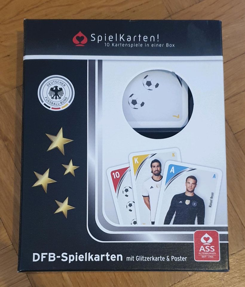 NEU - SpielKarten - 10 Kartenspiele in einer Box in Freigericht