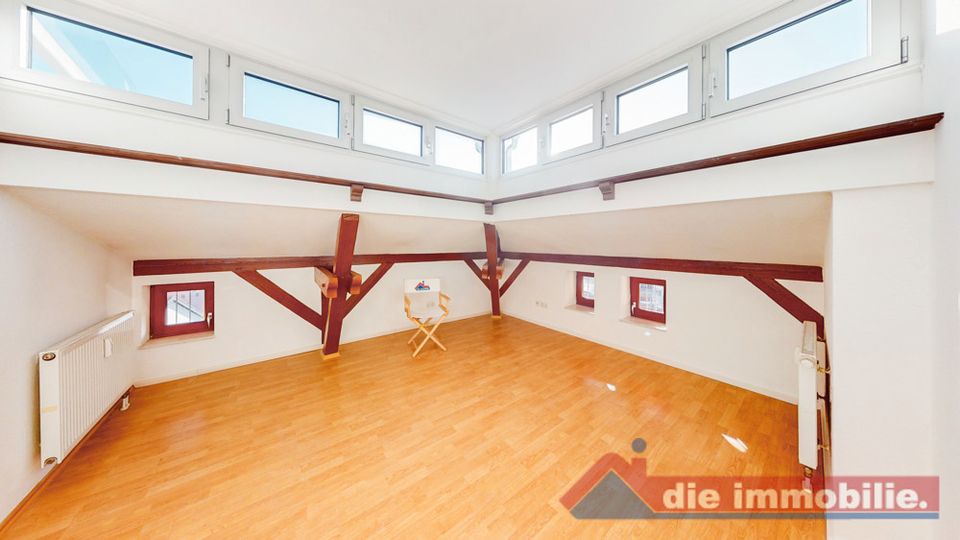 *** DG mit Balkon und offener Wohnküche * 3 Zimmer *** in Magdeburg