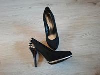 High Heels schwarz Absatz Damen 39 silbern Nieten Schuhe Gothic Leipzig - Connewitz Vorschau