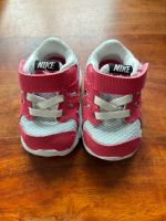 Neu***Nike Sneaker pink Babyschuhe Gr.17 Kr. München - Gräfelfing Vorschau