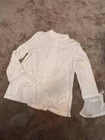 NEU! Shirt-Bluse Gr. 40 Taifun weiß mit Volants Burglesum - St. Magnus Vorschau