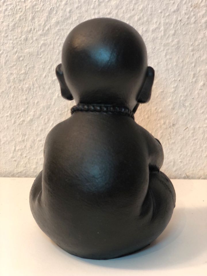 Kleiner Deko Buddha- Figur in schwarz Mönchsstatue Friedvoll in Wiesbaden