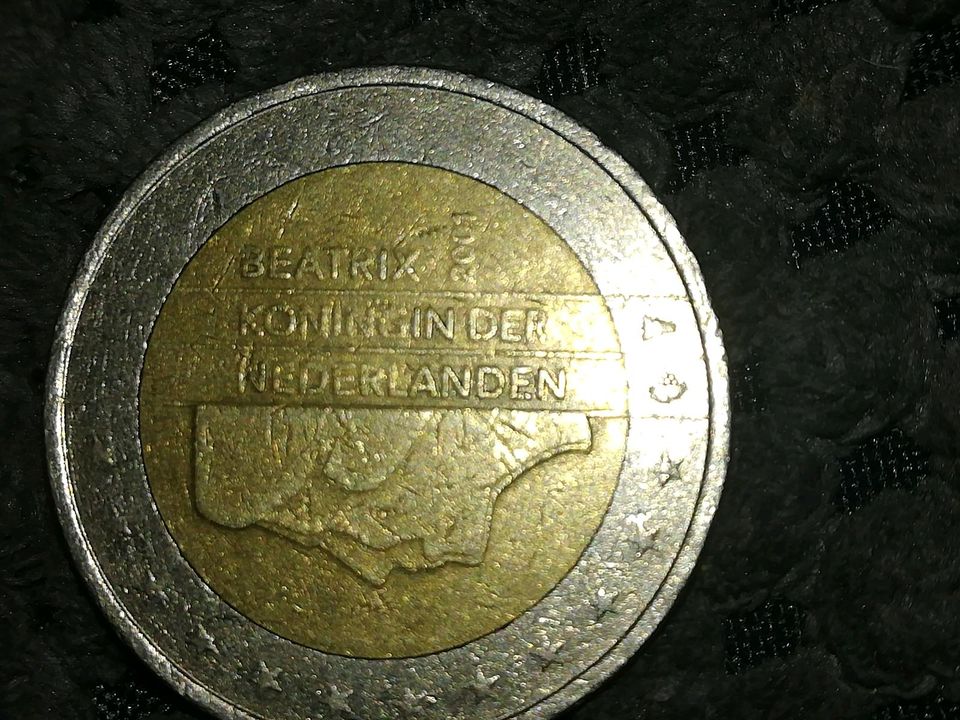 2 Euro Münze Niederlande 2001 Fehlprägung Schrift in Leipzig