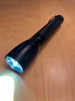 LED-Taschenlampe / Stabtaschenlampe Baden-Württemberg - Leonberg Vorschau