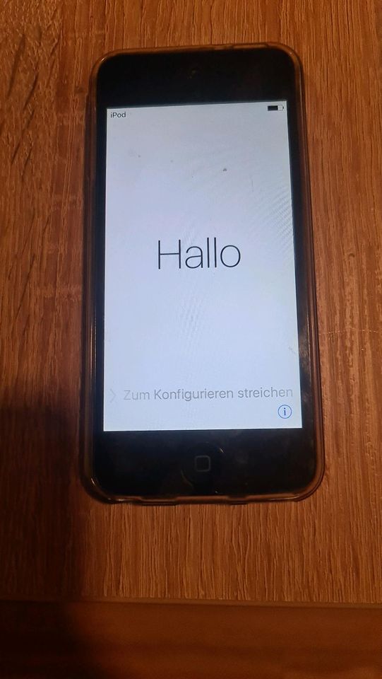 Apple iPod Touch 5.Generation (32 GB) - Space Grau in Schipkau