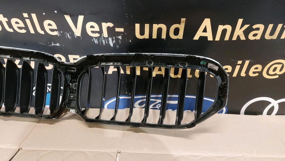 Bmw 5er G30 F90 G31 G38 Kühlergrill Grill 9852283 9852284 wie neu in Bochum