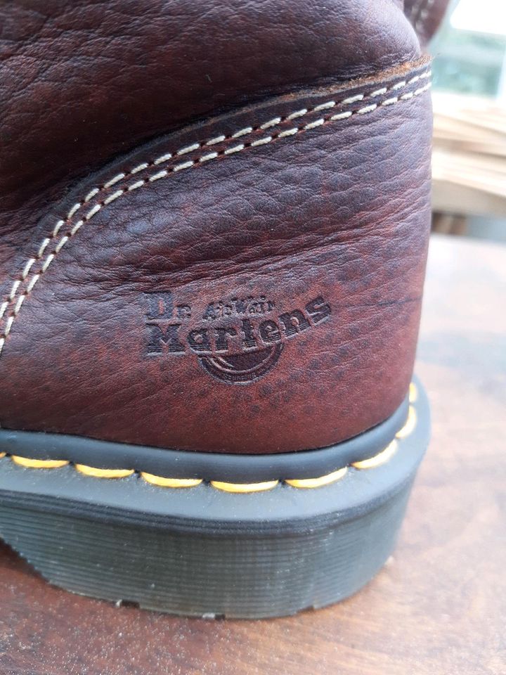 Dr. Martens Belay Stiefel Boots rotbraun 39 in Neumünster