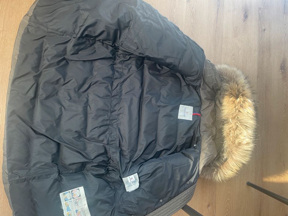 Original Moncler Mantel Fragon Parka Größe 3  38 40 Khaki in Bad Füssing